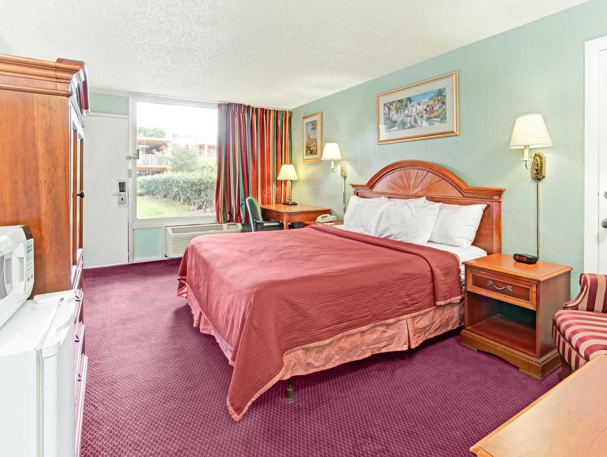 Howard Johnson By Wyndham Tropical Palms Kissimmee Zewnętrze zdjęcie