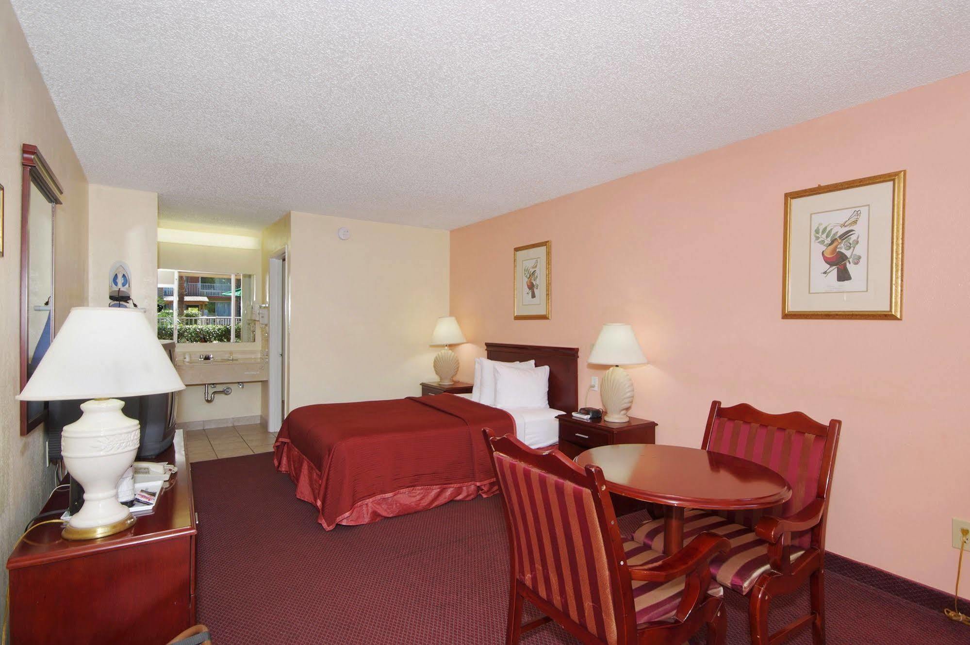 Howard Johnson By Wyndham Tropical Palms Kissimmee Zewnętrze zdjęcie