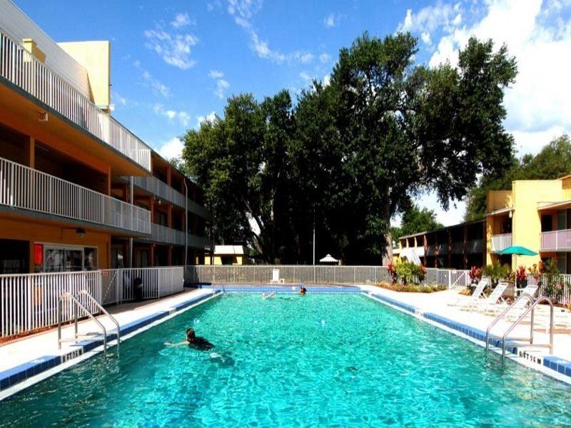 Howard Johnson By Wyndham Tropical Palms Kissimmee Zewnętrze zdjęcie